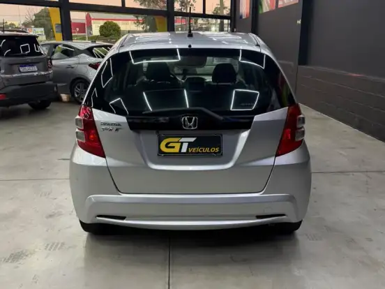 HONDA-FIT-1.4 DX 16V FLEX 4P MANUAL HONDA-FIT-2013