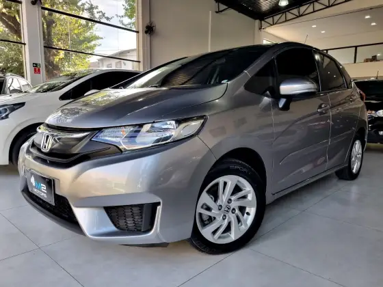 HONDA FIT 1.5 LX 16V FLEX 4P AUTOMÁTICO HONDA FIT 1.5 LX 16V FLEX 4P AUTOMÁTICO
