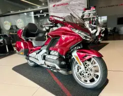 HONDA GL 1800 GOLD WING TOUR HONDA GL 1800 GOLD WING TOUR