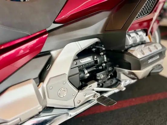 HONDA-GL 1800 GOLD WING TOUR-2023