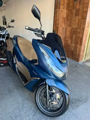 HONDA PCX 160 DLX HONDA PCX 160 DLX