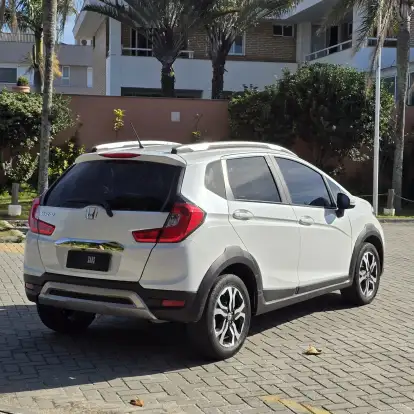 HONDA-WR-V-2018