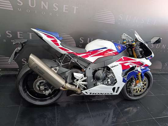 HONDA-CBR 1000RR-R FIREBLADE SP-2023