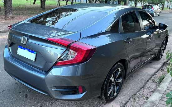 HONDA-CIVIC-2018