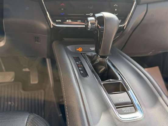 HONDA-HR-V-1.8 16V FLEX TOURING 4P AUTOMÁTICO HONDA-HR-V-2017