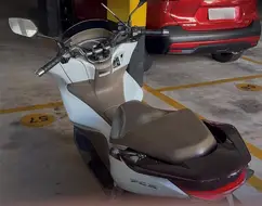 HONDA PCX DLX HONDA PCX DLX