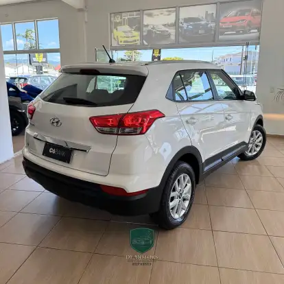 HYUNDAI-CRETA-2024