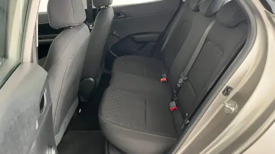 HYUNDAI-HB20-2025