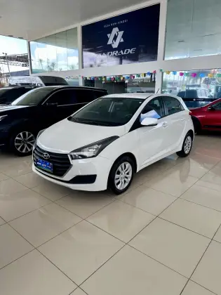 HYUNDAI HB20 1.0 COMFORT 12V FLEX 4P MANUAL HYUNDAI HB20 1.0 COMFORT 12V FLEX 4P MANUAL