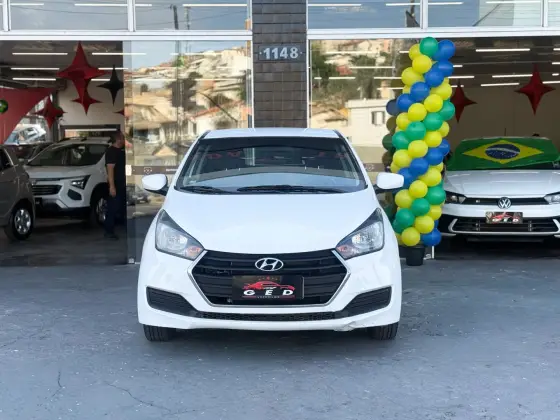 HYUNDAI HB20 1.0 COMFORT PLUS 12V TURBO FLEX 4P MANUAL