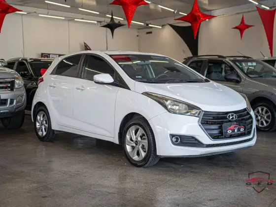 HYUNDAI HB20 1.0 COMFORT STYLE 12V FLEX 4P MANUAL HYUNDAI HB20 1.0 COMFORT STYLE 12V FLEX 4P MANUAL