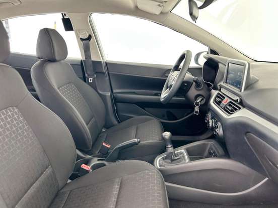 HYUNDAI-HB20-2024