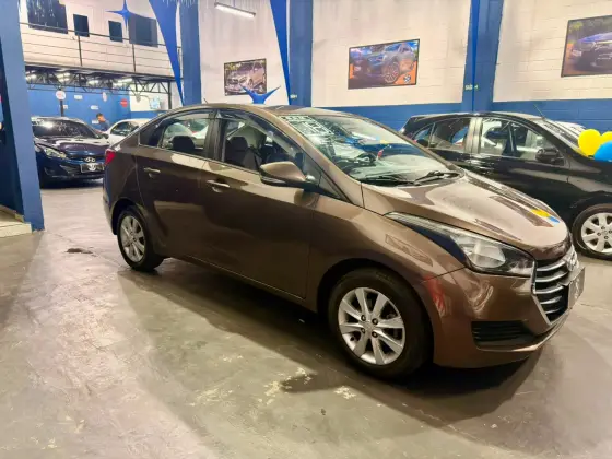 HYUNDAI HB20S 1.0 COMFORT PLUS 12V FLEX 4P MANUAL HYUNDAI HB20S 1.0 COMFORT PLUS 12V FLEX 4P MANUAL