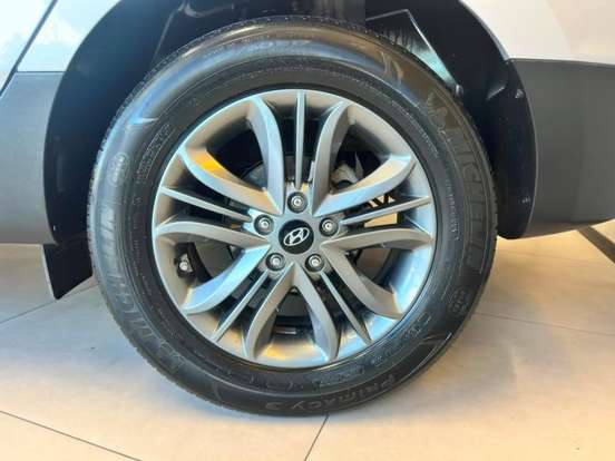 HYUNDAI-IX35-2.0 MPFI GL 16V FLEX 4P AUTOMÁTICO HYUNDAI-IX35-2018