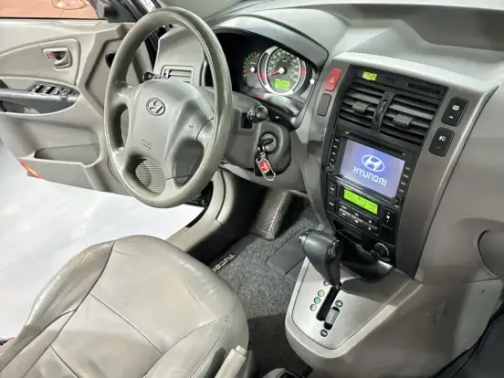 HYUNDAI-TUCSON-2.0 MPFI GLS 16V 143CV 2WD FLEX 4P AUTOMÁTICO HYUNDAI-TUCSON-2013