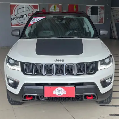 JEEP COMPASS 2.0 16V DIESEL TRAILHAWK 4X4 AUTOMÁTICO JEEP COMPASS 2.0 16V DIESEL TRAILHAWK 4X4 AUTOMÁTICO