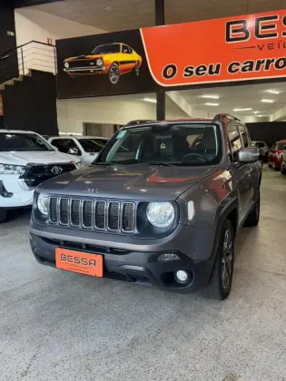 JEEP RENEGADE 2.0 16V TURBO DIESEL LONGITUDE 4P 4X4 AUTOMÁTICO JEEP RENEGADE 2.0 16V TURBO DIESEL LONGITUDE 4P 4X4 AUTOMÁTICO