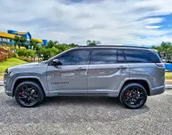 JEEP COMMANDER 2.0 HURRICANE 4 TURBO GASOLINA BLACKHAWK AT9 JEEP COMMANDER 2.0 HURRICANE 4 TURBO GASOLINA BLACKHAWK AT9