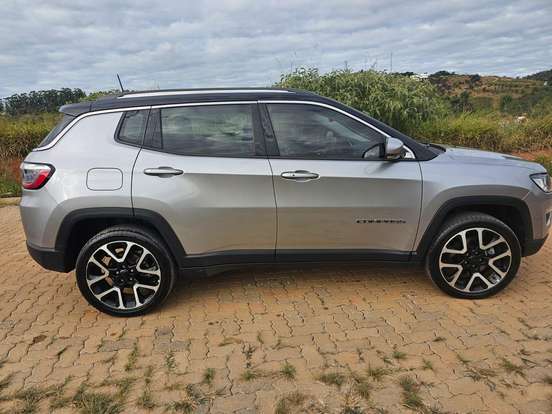 JEEP-COMPASS-2.0 16V DIESEL LIMITED 4X4 AUTOMÁTICO JEEP-COMPASS-2021
