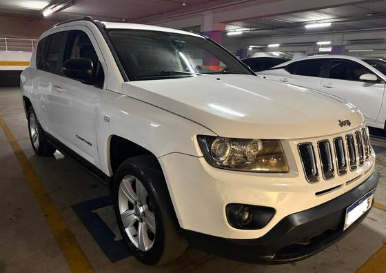 JEEP COMPASS 2.0 SPORT 4X2 16V GASOLINA 4P AUTOMÁTICO