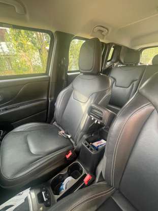 JEEP-RENEGADE-2019