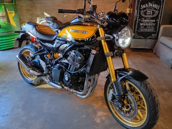 KAWASAKI Z900RS R EDITION KAWASAKI Z900RS R EDITION