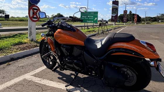 KAWASAKI VULCAN 900 CUSTOM 