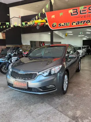 KIA CERATO 1.6 SX 16V FLEX 4P AUTOMÁTICO KIA CERATO 1.6 SX 16V FLEX 4P AUTOMÁTICO