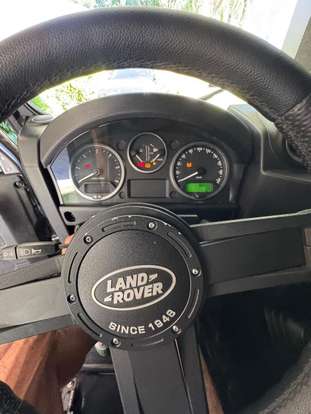 LAND ROVER-DEFENDER-2009