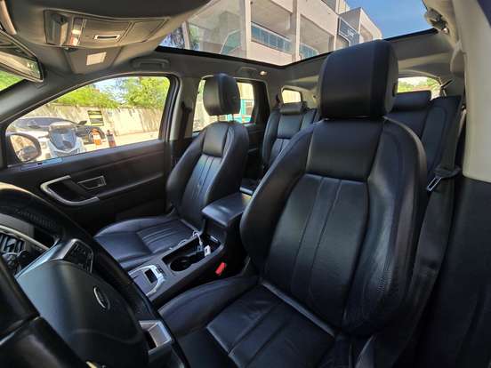 LAND ROVER-DISCOVERY SPORT-2015