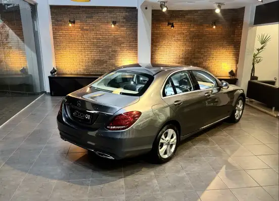 MERCEDES-BENZ-C 180-2016