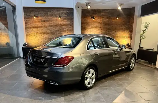 MERCEDES-BENZ-C 180-2016