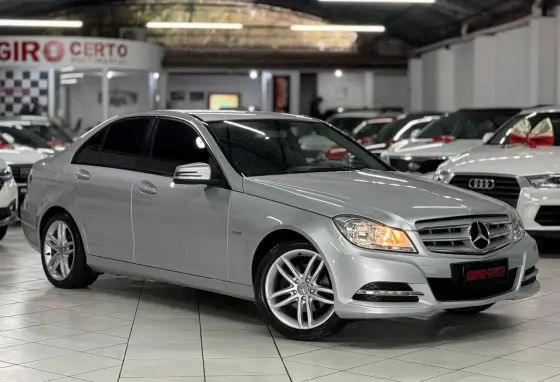 MERCEDES-BENZ C 180 1.8 CGI CLASSIC 16V GASOLINA 4P AUTOMÁTICO MERCEDES-BENZ C 180 1.8 CGI CLASSIC 16V GASOLINA 4P AUTOMÁTICO