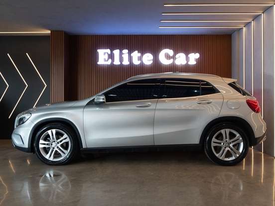 MERCEDES-BENZ-GLA 200-2014