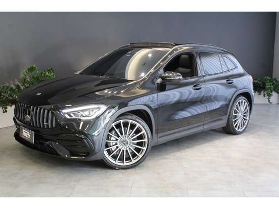 MERCEDES-BENZ-GLA 35 AMG-2022