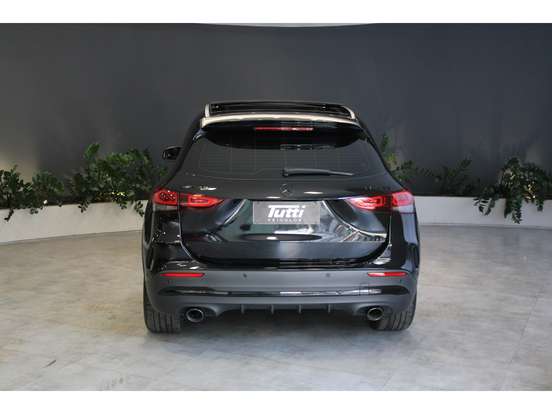 MERCEDES-BENZ-GLA 35 AMG-2022