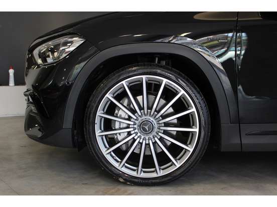 MERCEDES-BENZ-GLA 35 AMG-2022