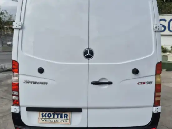 MERCEDES-BENZ-SPRINTER-2.2 311 CDI FURGÃO STREET 14 16V BI-TURBO DIESEL MANUAL MERCEDES-BENZ-SPRINTER-2015