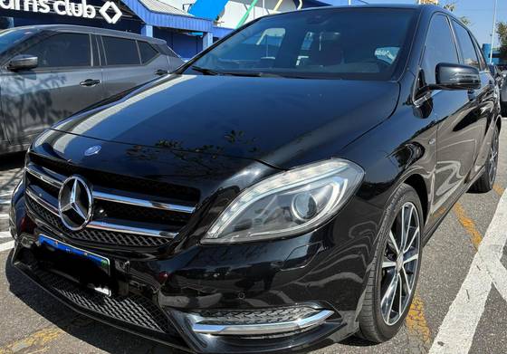 MERCEDES-BENZ B 200 1.6 SPORT TURBO GASOLINA 4P AUTOMÁTICO