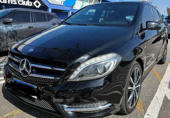 MERCEDES-BENZ-B 200-2012