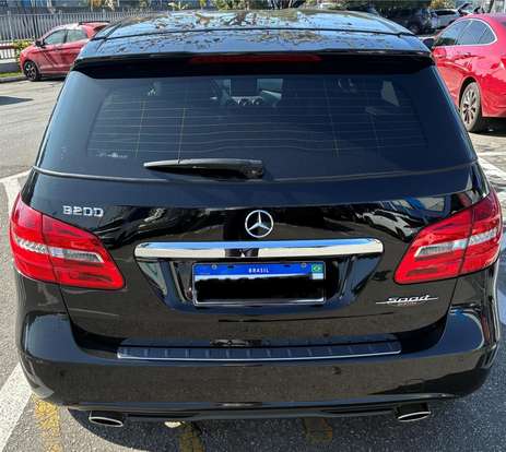 MERCEDES-BENZ-B 200-2012