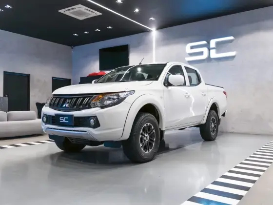 MITSUBISHI L200 TRITON 2.4 16V TURBO DIESEL GL CD 4X4 MANUAL