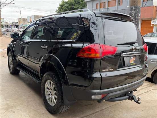 MITSUBISHI-PAJERO DAKAR-2010