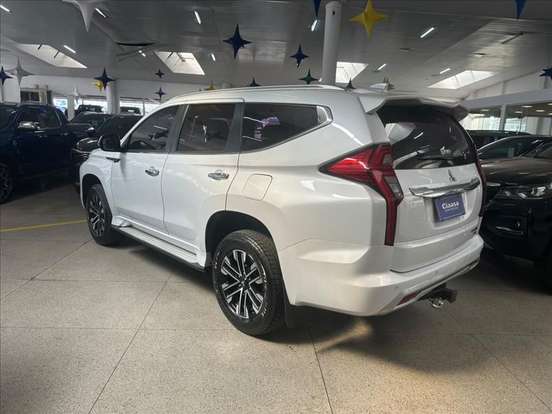 MITSUBISHI-PAJERO SPORT-2.4 16V MIVEC TURBO DIESEL HPE-S AWD AUTOMÁTICO MITSUBISHI-PAJERO SPORT-2023