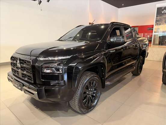 MITSUBISHI-TRITON-2.4 BITURBO DIESEL CD KATANA 4X4 AUTOMÁTICO MITSUBISHI-TRITON-2025