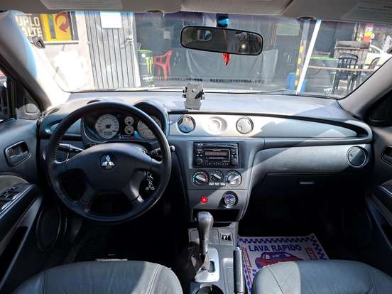MITSUBISHI-AIRTREK-2005