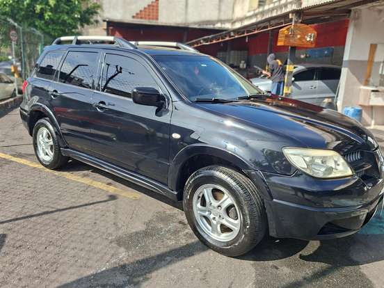 MITSUBISHI-AIRTREK-2005