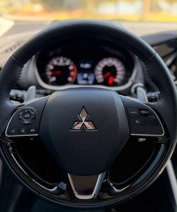 MITSUBISHI-ECLIPSE CROSS-2024