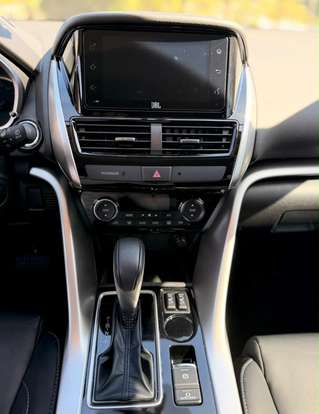 MITSUBISHI-ECLIPSE CROSS-2024