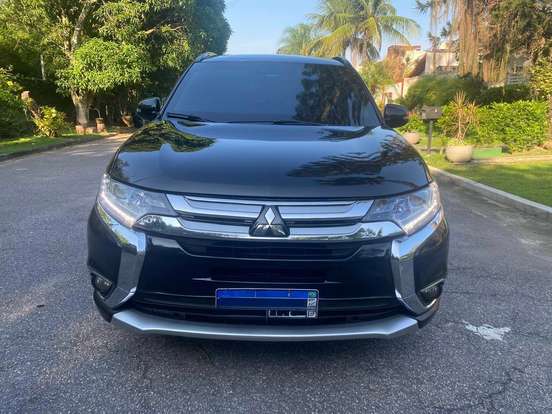 MITSUBISHI-OUTLANDER-2.0 16V GASOLINA 4P AUTOMÁTICO MITSUBISHI-OUTLANDER-2015